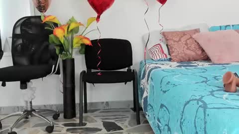 Snapshot of grettel__ chatting on March 2025 07:54:02 PM Gretel online show from March 2025 07:54:02 PM