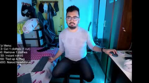 Snapshot of greybondage93 chatting on December 2024 04:36:01 PM Grey Hardy Slave online show from December 2024 04:36:01 PM