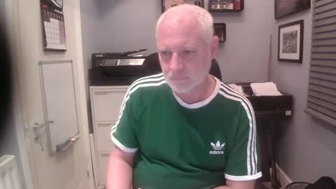 greyfox_6000 online show from January 2025 04:19:01 PM