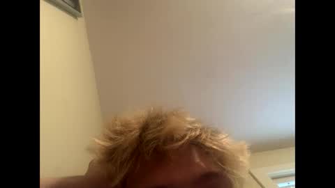 Perfectlyaveragesavage online show from September 2025 02:29:02 PM