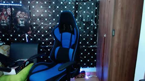 griego01 online show from September 2025 05:46:01 AM