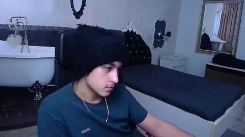 Snapshot of griffindane chatting on February 2026 05:37:01 AM GriffinDane online show from February 2026 05:37:01 AM