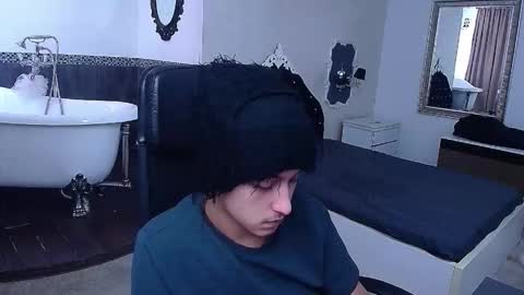 Snapshot of griffindane chatting on February 2026 06:37:01 AM GriffinDane online show from February 2026 06:37:01 AM