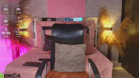 Snapshot of griselle_rousse chatting on June 2026 11:33:02 PM online show from June 2026 11:33:02 PM