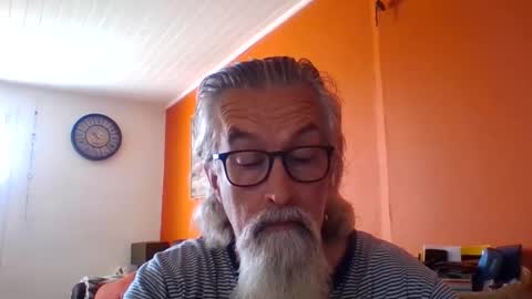 Grybear online show from September 2025 08:52:02 AM