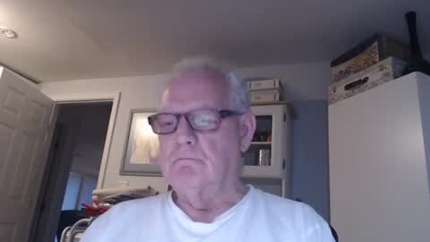 Horny Daddy online show from May 2026 11:03:02 AM