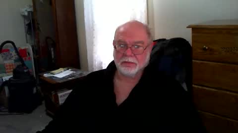 Snapshot of gtnolder60 chatting on February 2026 01:09:02 PM Gary online show from February 2026 01:09:02 PM