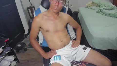 guachin_new online show from February 2025 02:47:01 AM