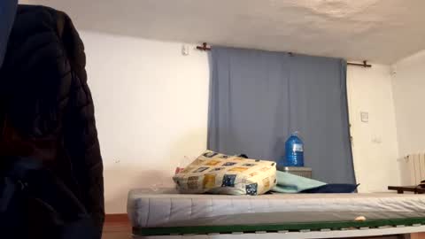 guardiannif_ online show from January 2025 07:56:02 PM