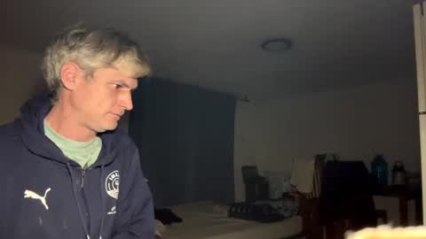 guardiannif_ online show from February 2025 09:25:02 PM