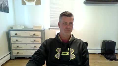 Snapshot of gudguy2025 chatting on April 2026 06:09:02 PM gudguy2025 online show from April 2026 06:09:02 PM