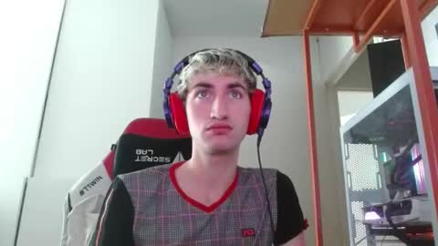 Young4Daddy online show from April 2026 12:03:01 PM