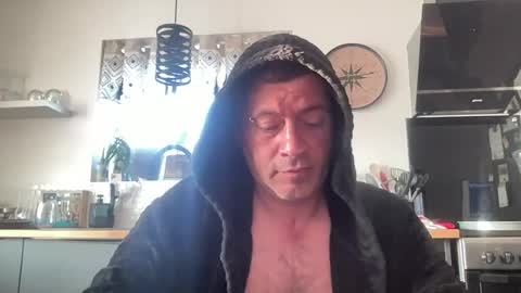 Snapshot of guil0 chatting on July 2026 09:13:01 AM guil0 online show from July 2026 09:13:01 AM
