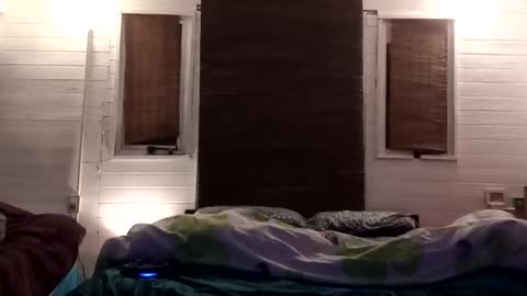 guimox online show from December 2024 12:43:02 AM