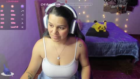 Hello Im Julieta Im 25 years old welcome to my room have fun and be happy. online show from February 2025 05:49:02 AM
