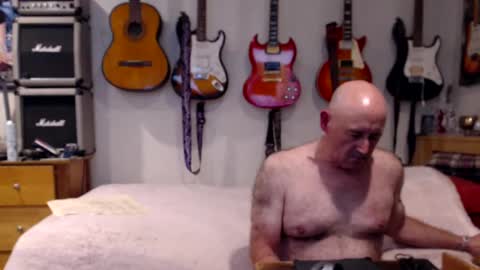 Mario online show from February 2025 06:19:01 PM