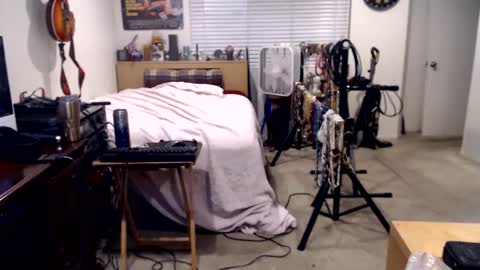 Mario online show from September 2025 09:13:01 AM