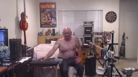 Mario online show from November 2025 10:15:02 AM