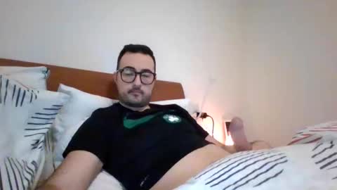 Snapshot of gullit93 chatting on March 2026 11:56:02 AM gullit93 online show from March 2026 11:56:02 AM