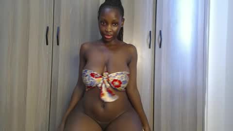 Miss Incredible online show from March 2026 12:22:01 PM