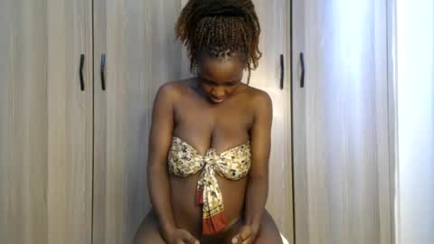 Snapshot of gulpess chatting on July 2026 10:32:02 AM Miss Incredible online show from July 2026 10:32:02 AM