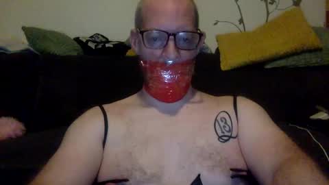 gummicasual online show from February 2025 05:07:01 PM