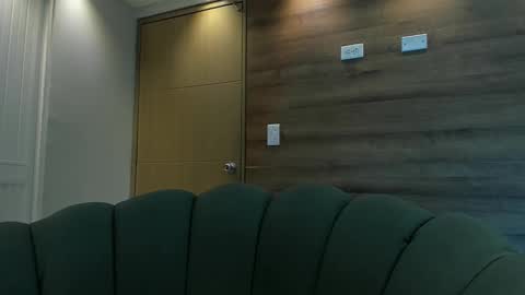 gummyluv online show from October 2025 12:44:02 AM