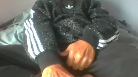 Snapshot of gunishment chatting on October 2025 01:12:01 PM gunishment online show from October 2025 01:12:01 PM