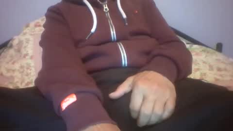 Snapshot of gunishment chatting on November 2025 09:48:02 PM gunishment online show from November 2025 09:48:02 PM