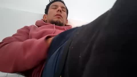 Snapshot of gust_fit chatting on February 2026 05:25:01 PM Moreno online show from February 2026 05:25:01 PM