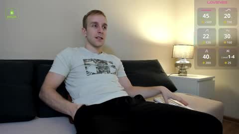 Snapshot of guy_charming chatting on April 2026 05:29:02 AM Buddy online show from April 2026 05:29:02 AM