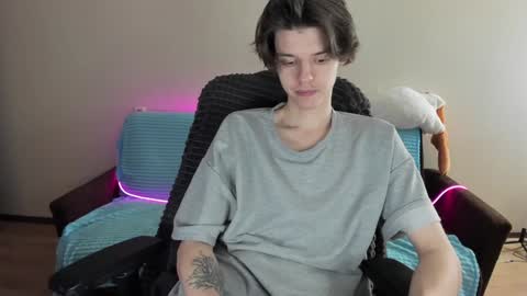 guy_liam1 online show from January 2025 12:38:01 PM