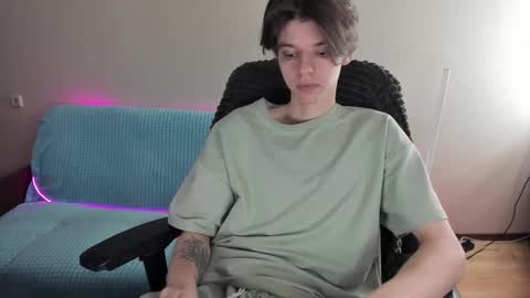 guy_liam1 online show from February 2025 07:17:02 AM