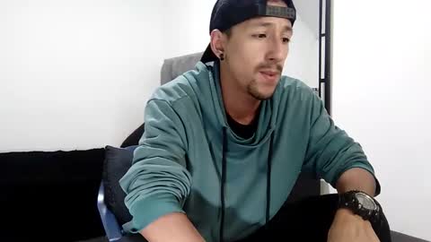 karim online show from January 2025 10:22:01 AM