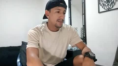 karim online show from March 2025 11:04:02 PM