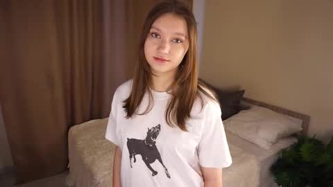 Molly online show from February 2026 05:06:01 AM