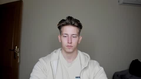 Oliver online show from December 2024 08:25:02 PM