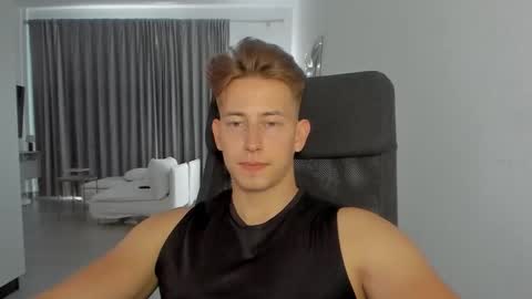 Oliver online show from October 2025 04:17:02 PM