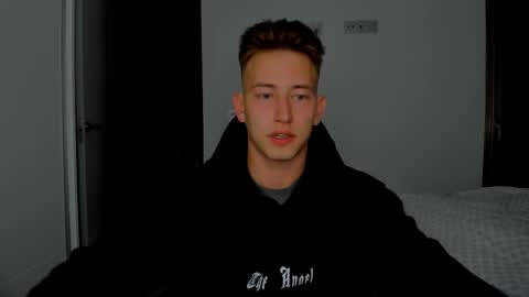 Oliver online show from March 2026 07:42:02 PM