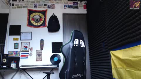 Gymbro42 online show from August 2026 05:27:02 PM