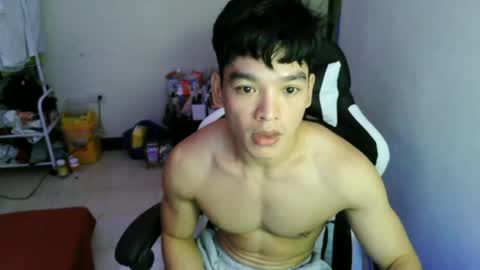 Snapshot of gymnasmenos chatting on June 2026 01:54:02 PM AJ online show from June 2026 01:54:02 PM