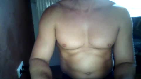 Snapshot of gymxxx_ chatting on January 2025 11:45:01 AM gymxxx_ online show from January 2025 11:45:01 AM