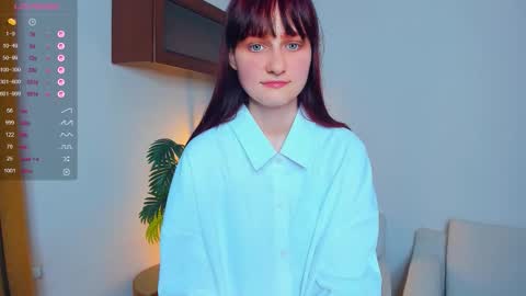 Kelly  Lilly online show from September 2025 07:07:02 PM