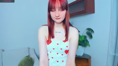 Kelly  Lilly online show from November 2025 06:52:01 PM