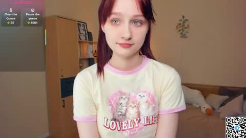 Snapshot of h0lyangel chatting on April 2026 08:09:02 PM Kelly Lilly online show from April 2026 08:09:02 PM