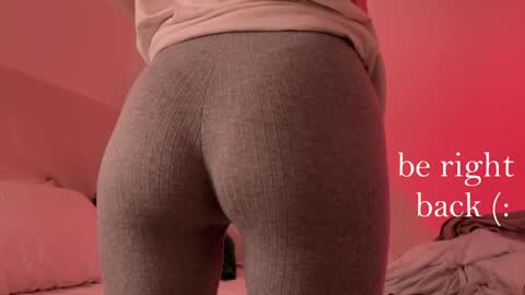 Lana online show from December 2024 11:01:02 PM