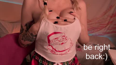 Lana online show from January 2025 06:56:01 PM