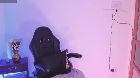 Snapshot of haanna_thompsoon chatting on December 2024 09:00:02 PM haanna_thompsoon online show from December 2024 09:00:02 PM