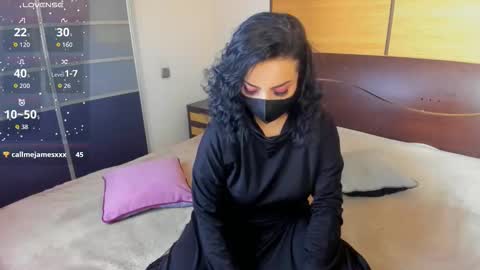 Linda online show from September 2025 02:55:01 AM