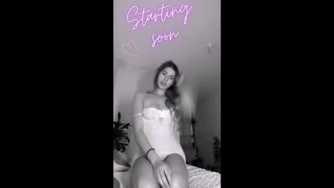 Hade online show from November 2025 05:02:01 PM